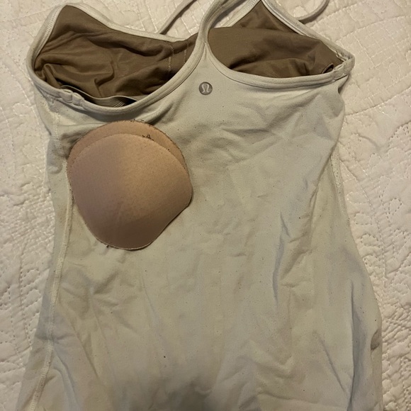 Lululemon Power Y Tank - Picture 4 of 4